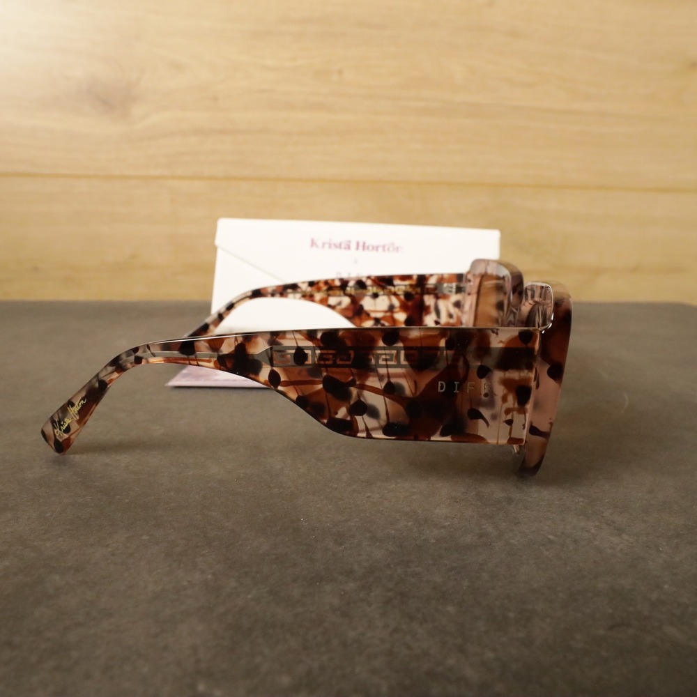 DIFF Krista Horton Tortoise Shell Square Sunglass… - image 5